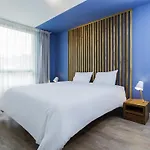 Ξενοδοχείο με διαμερίσματα Adagio Centre Comedie 4*