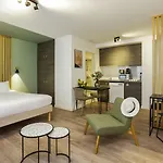 Lägenhetshotell Adagio Centre Comedie 4*