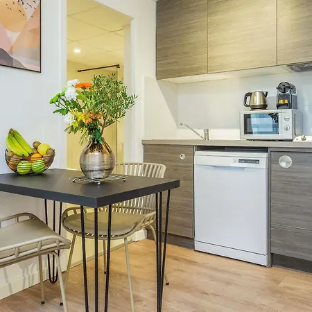 Adagio Centre Comedie Hotel apartamentowy 4*