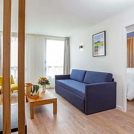 Lägenhetshotell Adagio Centre Comedie 4*