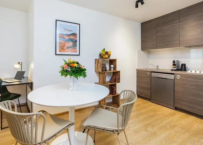 Adagio Centre Comedie