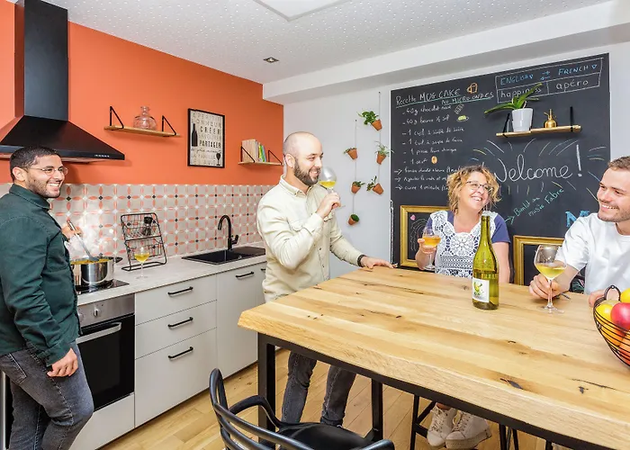 Adagio Centre Comedie 4*